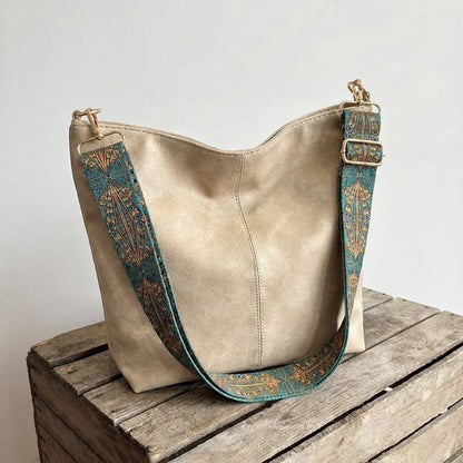 Chelsey | Spacious and organised — Vegan Leather Work Bag with compartments
