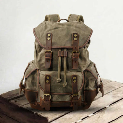 John | Robust canvas backpack made of Vegan Leather