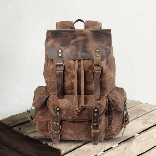 James | Backpack for everyday use made of Vegan Leather