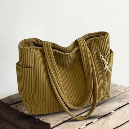 Sienna | Spacious and eye-catching — VeganLeather Tote with Cord Detail