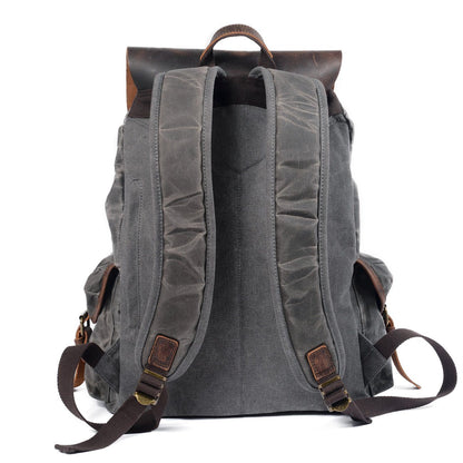 James | Backpack for everyday use made of Vegan Leather