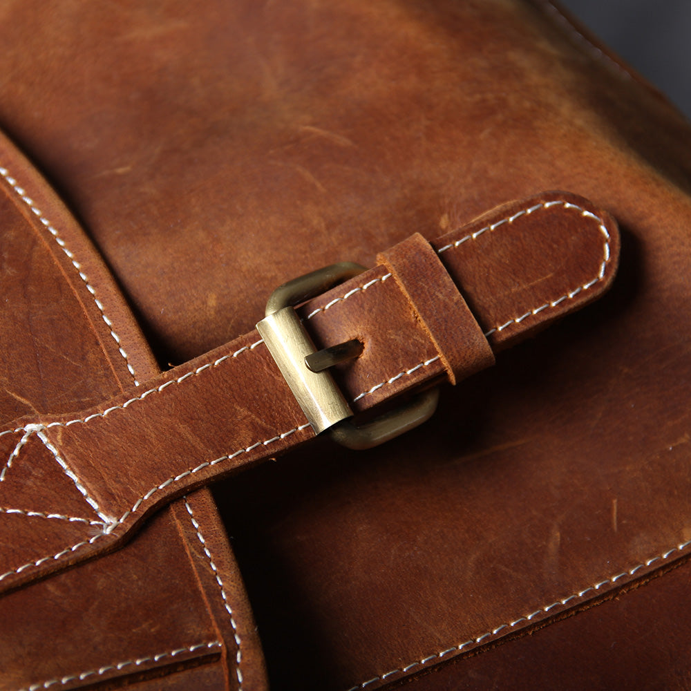 Jeffrey | Classic backpack made of Vegan Leather