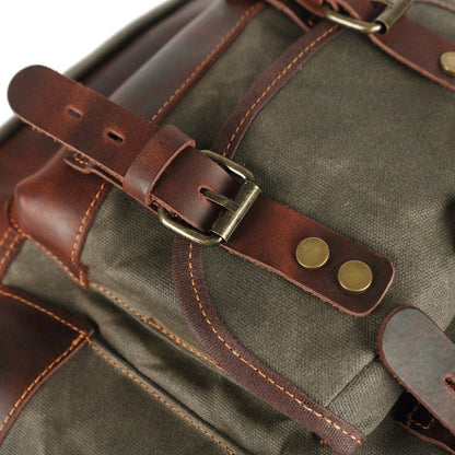 John | Robust canvas backpack made of Vegan Leather