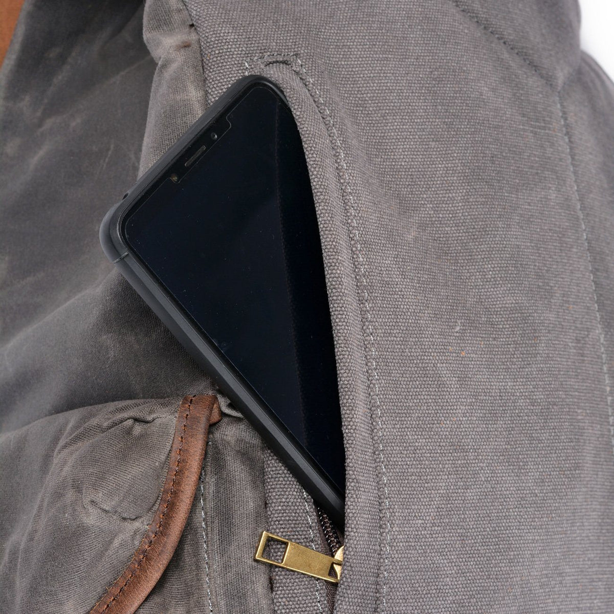 James | Backpack for everyday use made of Vegan Leather
