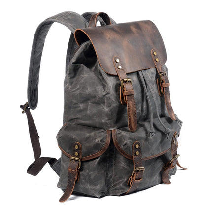 James | Backpack for everyday use made of Vegan Leather