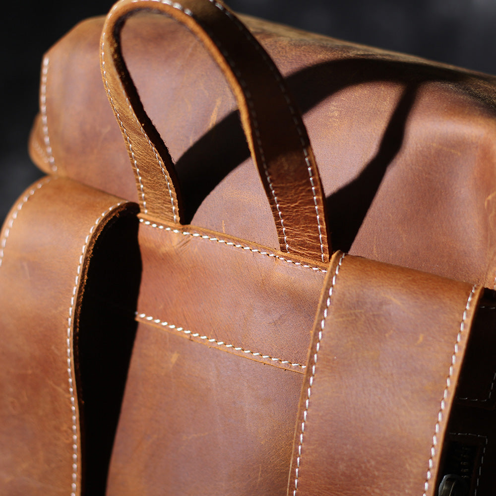 Jeffrey | Classic backpack made of Vegan Leather
